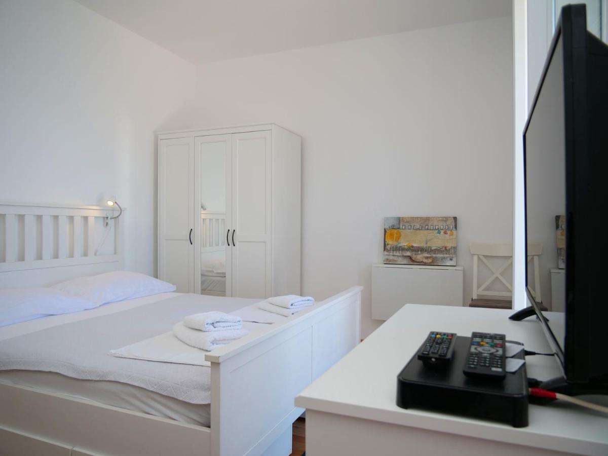 Apartmani Smilja Primošten المظهر الخارجي الصورة